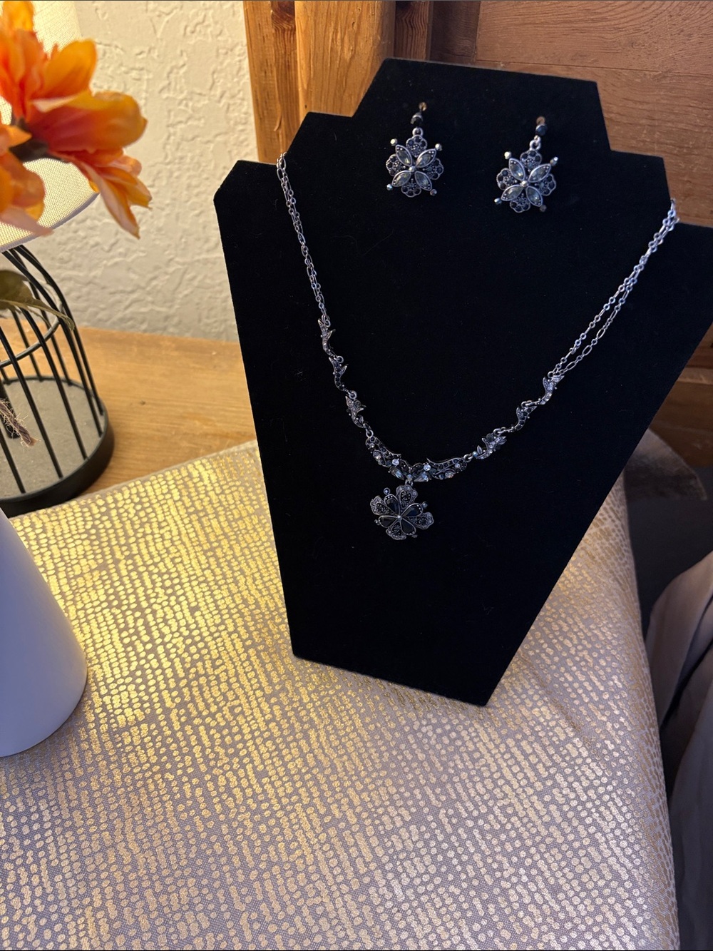 Delicate Silver Floral Necklace and Earring Set - Silver